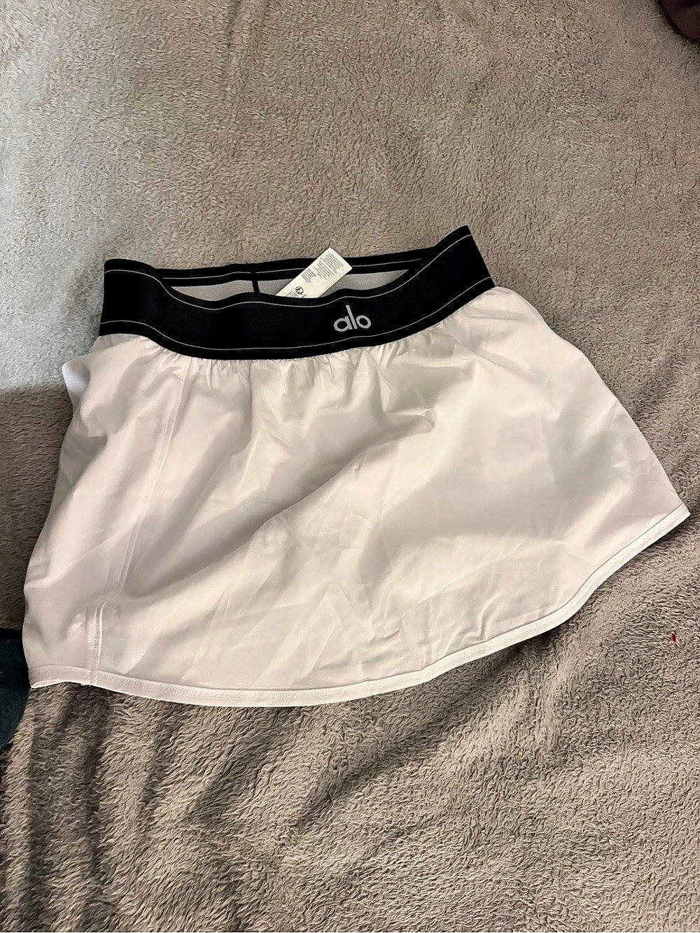 alo Women's Athletic Shorts in White & Black Like New